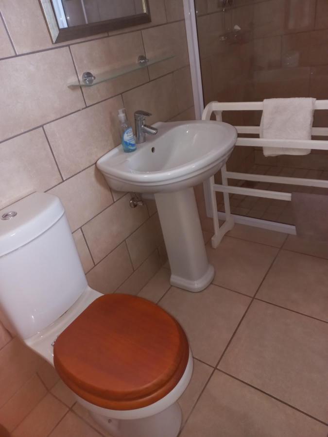 Come Home In Oudtshoorn Self-Catering Units Luaran gambar
