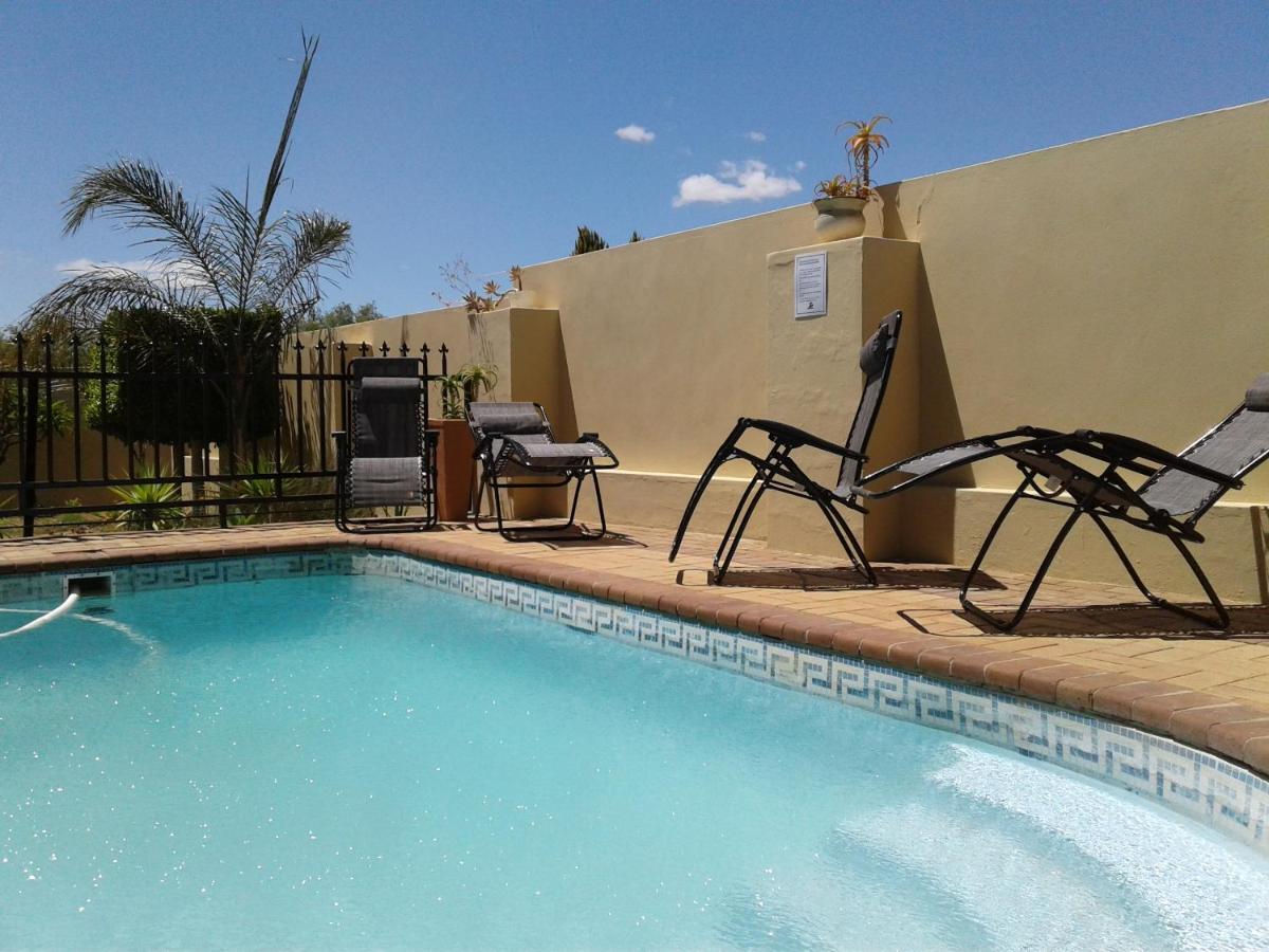 Come Home In Oudtshoorn Self-Catering Units Luaran gambar
